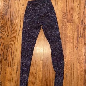 Lululemon elastic/stretchy yoga pants